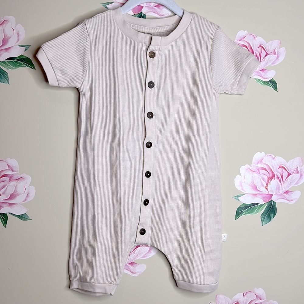 Nui Rhi Romper New. R-34 - Picture 3 of 9
